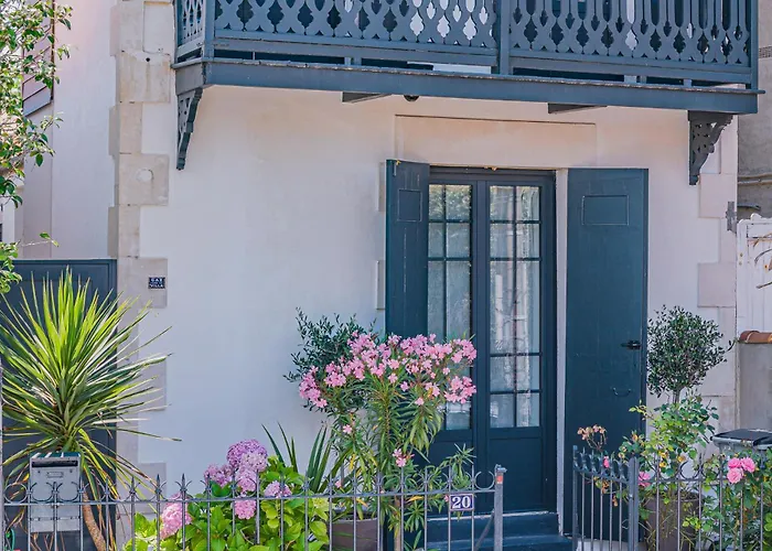 Villa Arcachonnaise Au Centre D'arcachon Classee 3 Etoiles Arcachon